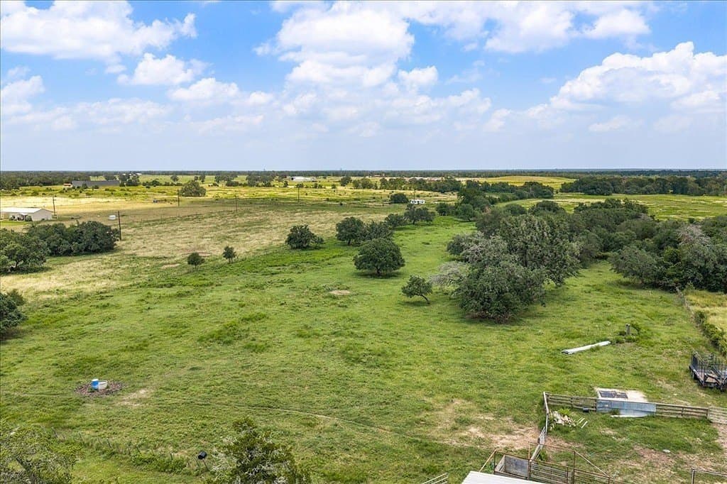 17.86 acres in Fayette County gallery image 4