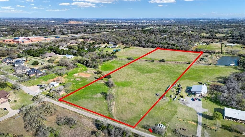 11.05 acres in Johnson County gallery image 2