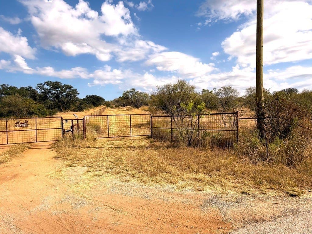 280 acres in Llano County - photo 26