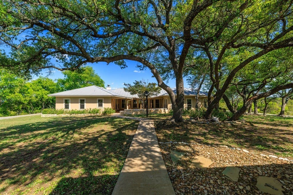 41 acres in Gillespie County gallery image 4