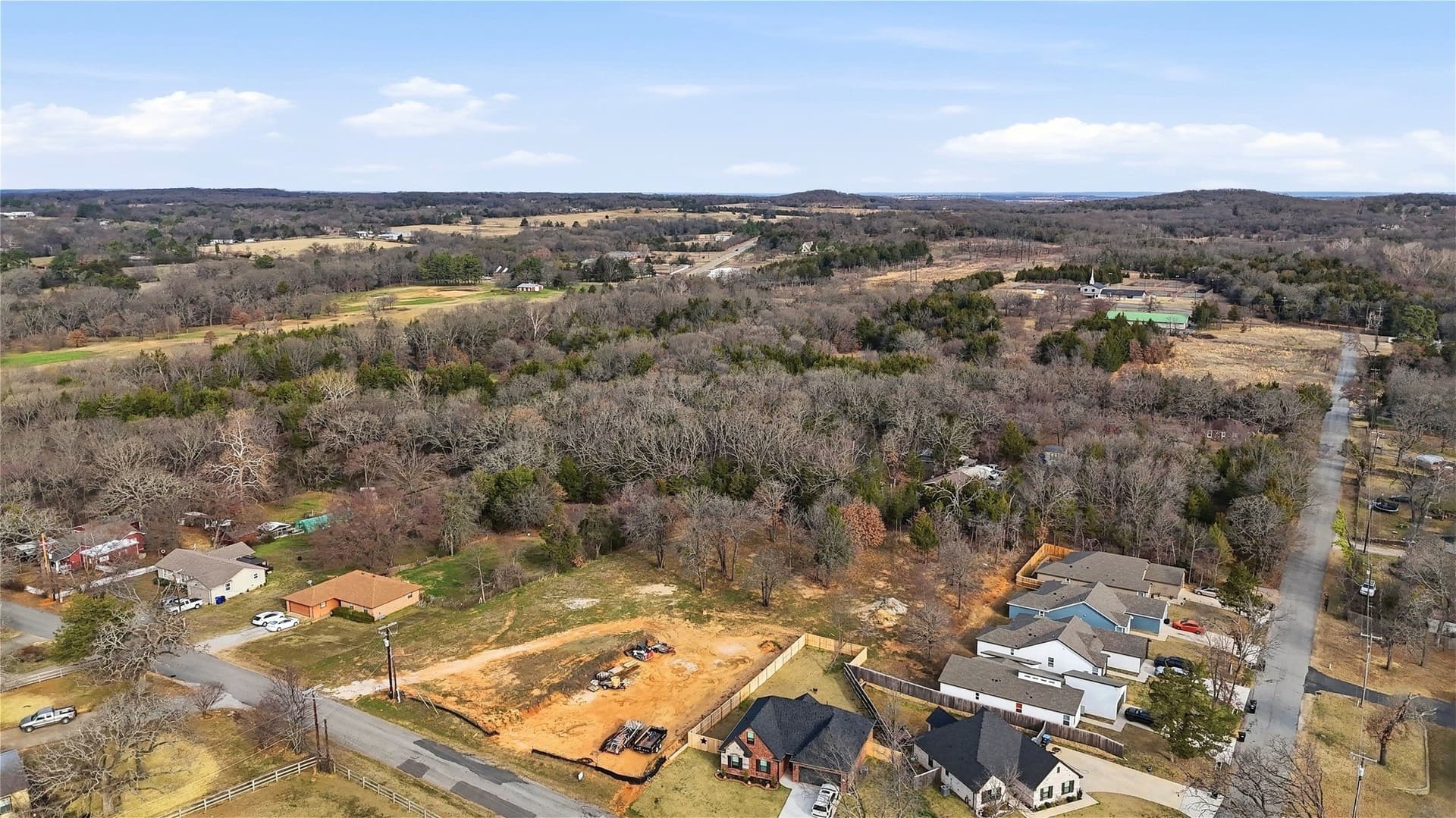 0.91 acres in Grayson County - photo 11