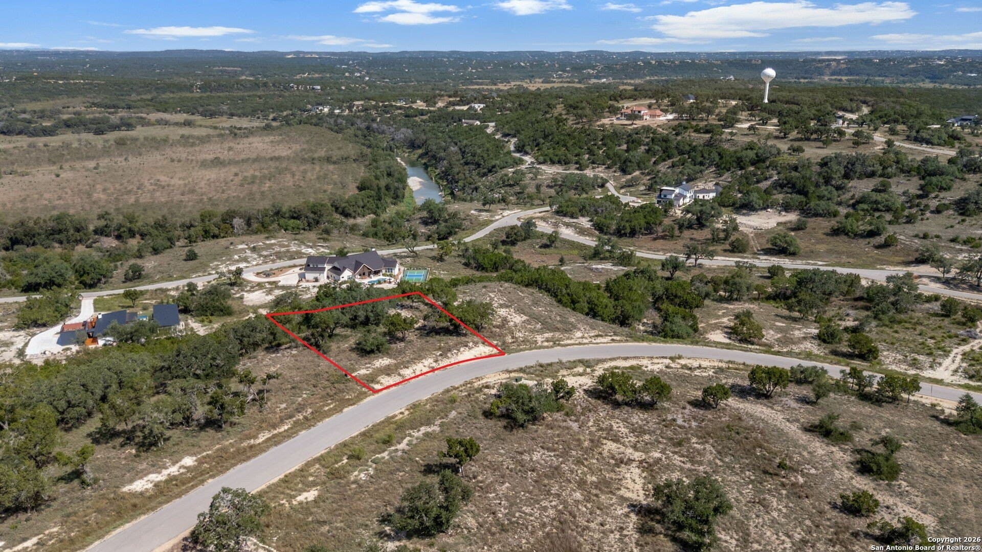 1.06 acres in Comal County gallery image 3