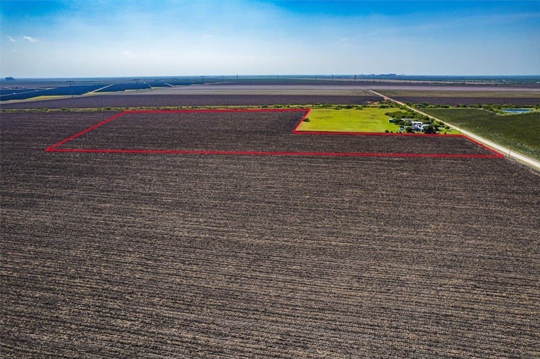 17 acres in San Patricio County featured view