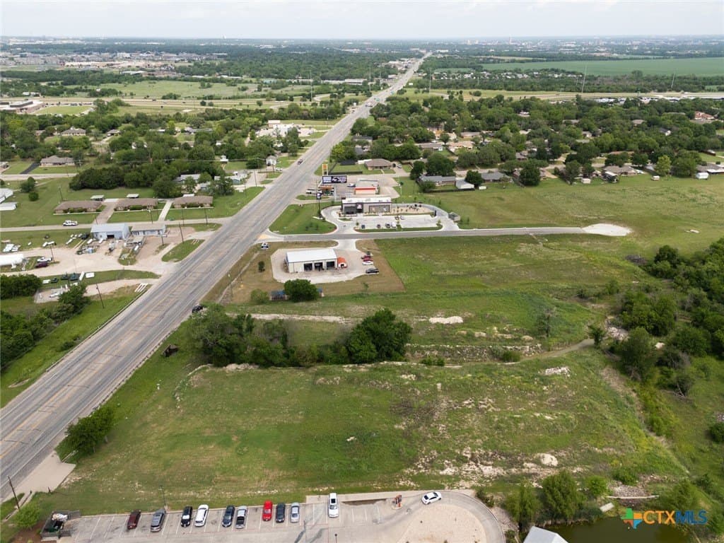 2.97 acres in McLennan County gallery image 4