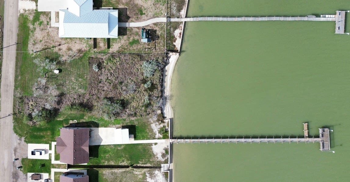 0.5 acres in Kleberg County gallery image 2