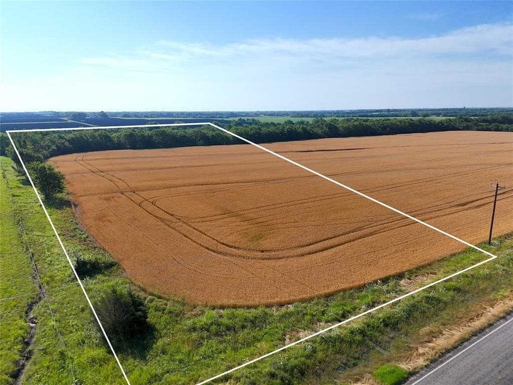 13 acres in Delta County
