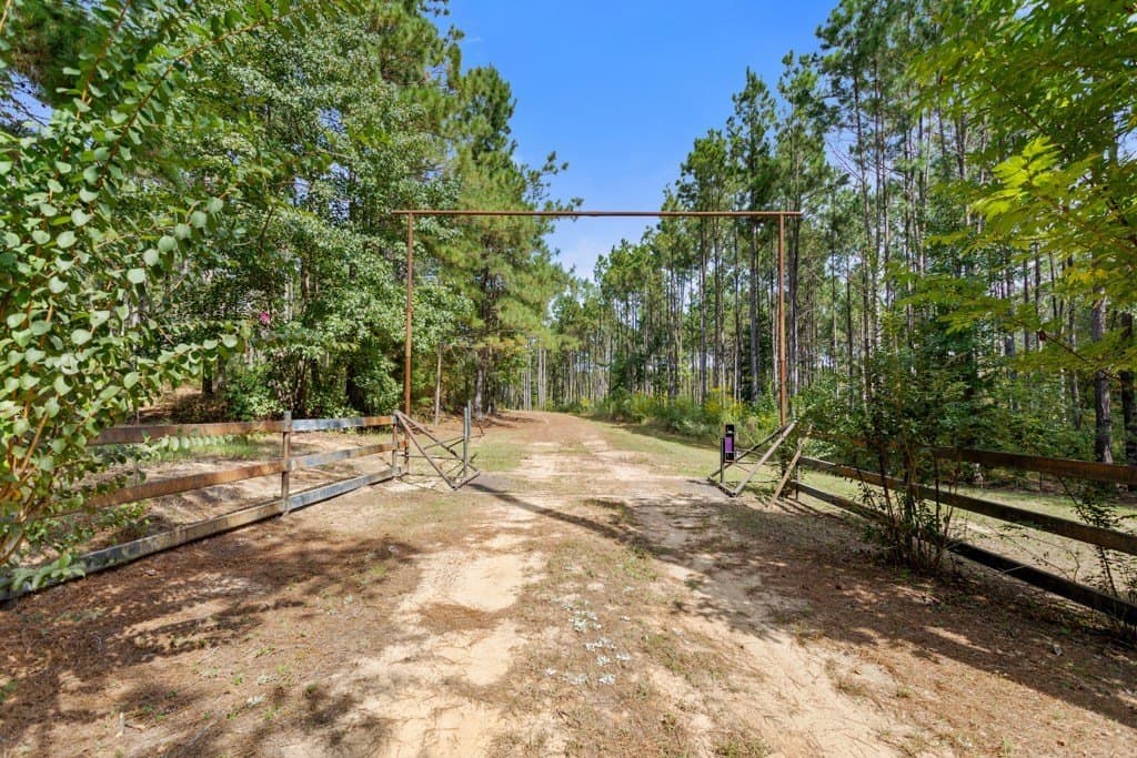 110.9 acres in Smith County - photo 21