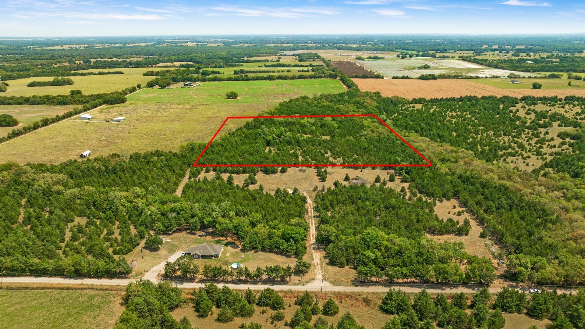 10 acres in Lamar County