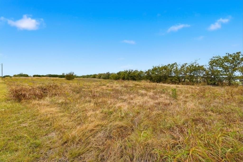 2.5 acres in Johnson County gallery image 3