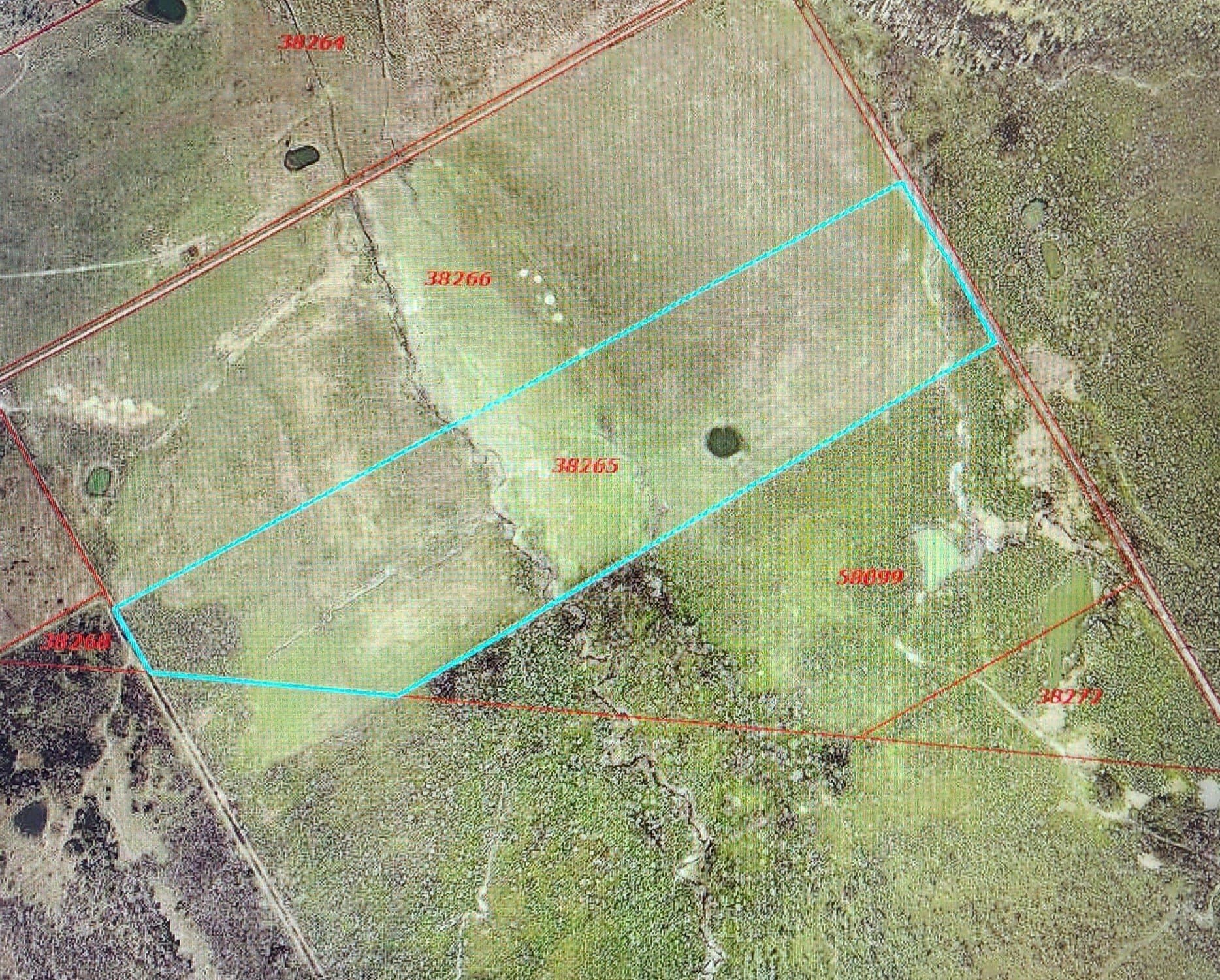 123 acres in Navarro County