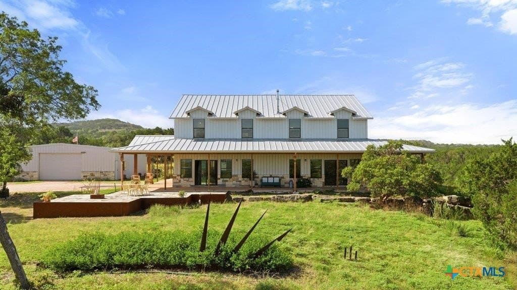 11.76 acres in Hays County - photo 4