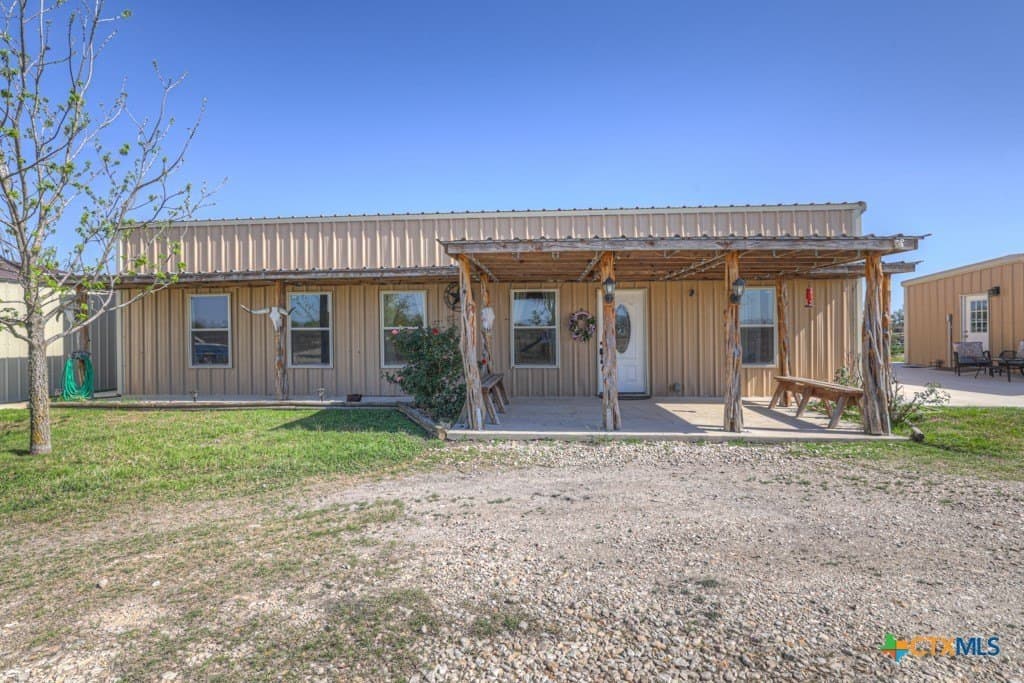 10.45 acres in Guadalupe County gallery image 4