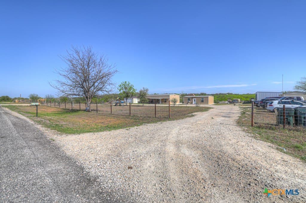 10.45 acres in Guadalupe County - photo 11