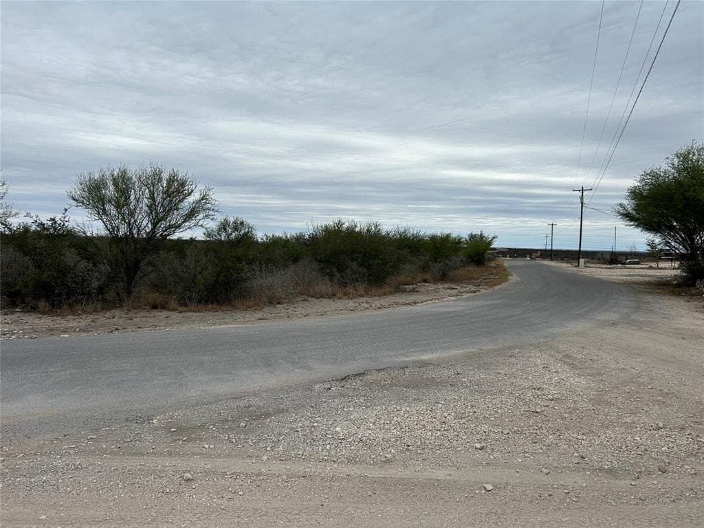 3.03 acres in Val Verde County gallery image 4