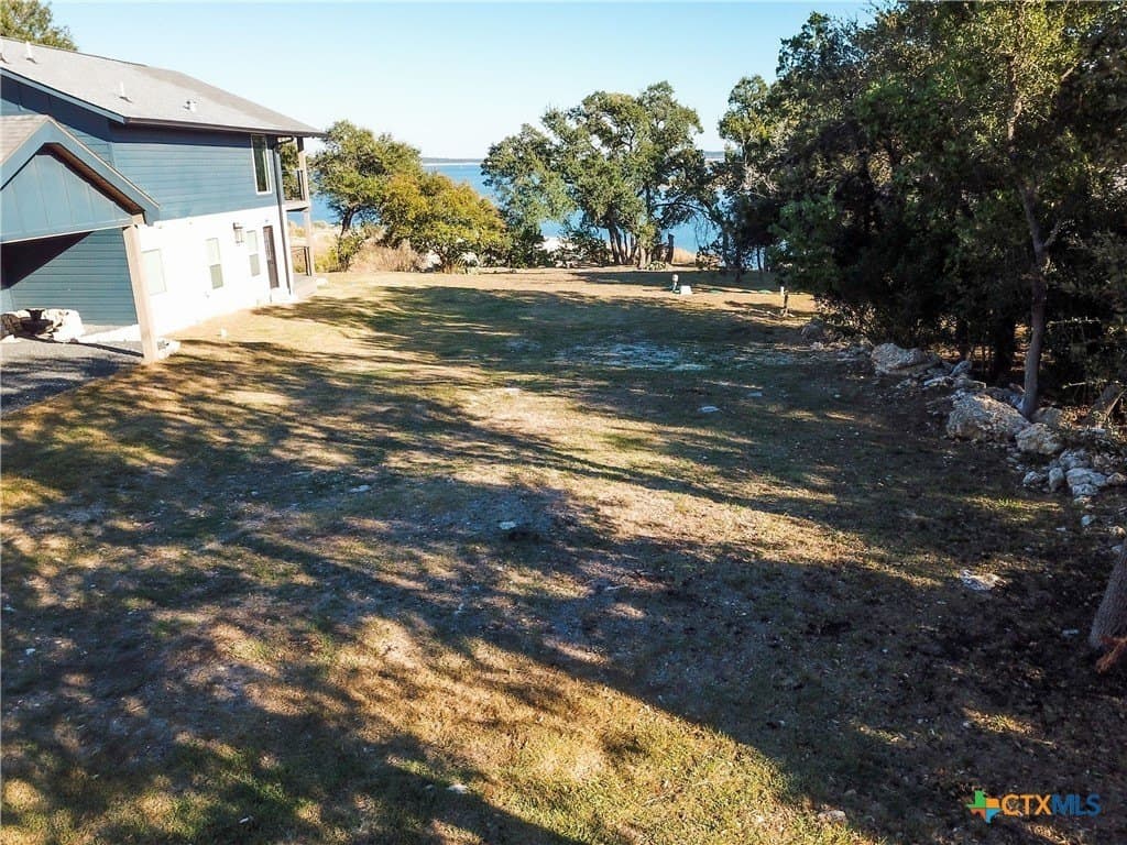 0.19 acres in Comal County - photo 8