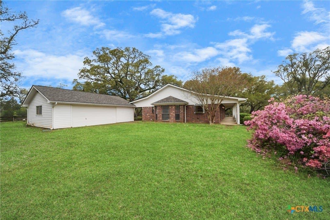 24 acres in Colorado County gallery image 3