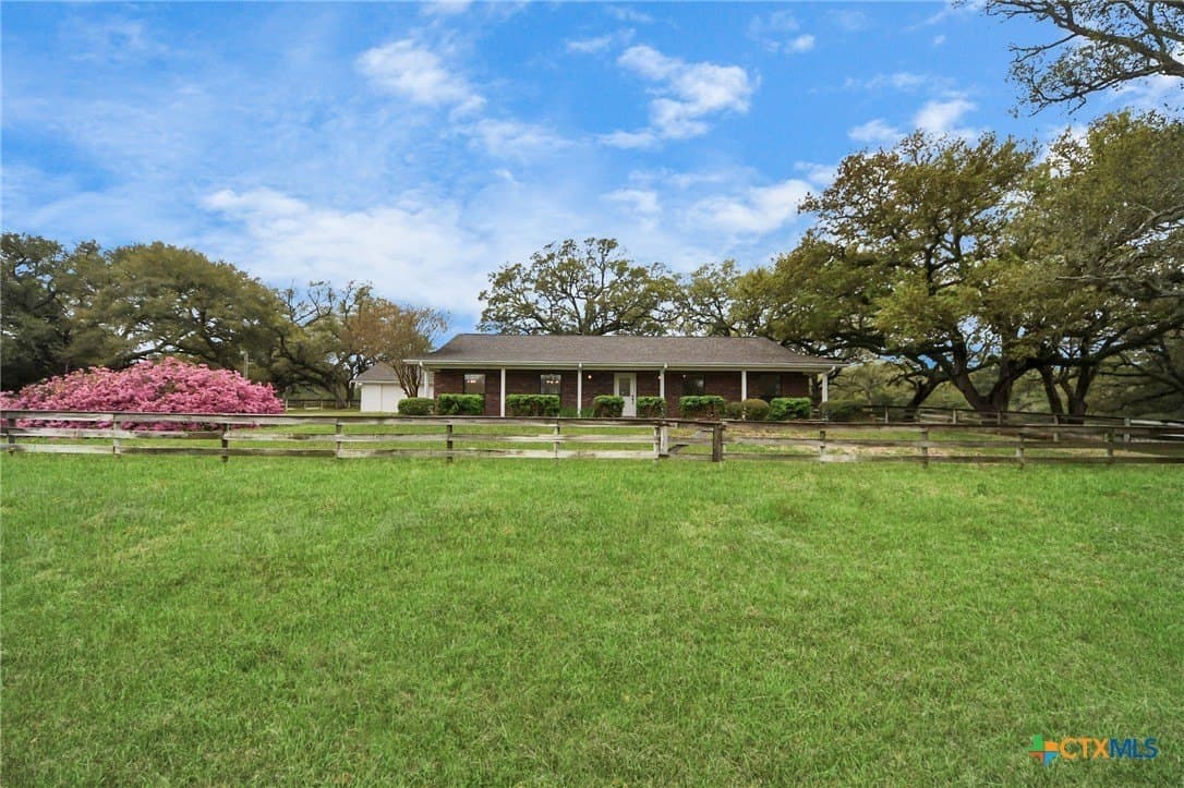 24 acres in Colorado County featured view