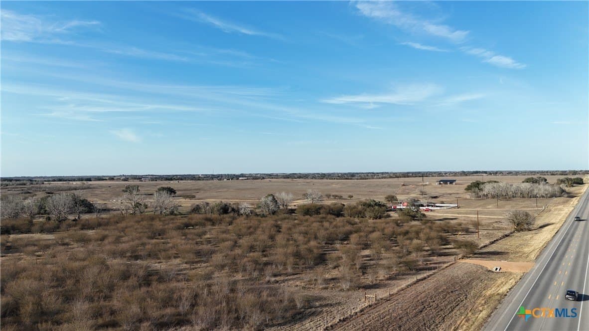 19.09 acres in DeWitt County gallery image 2