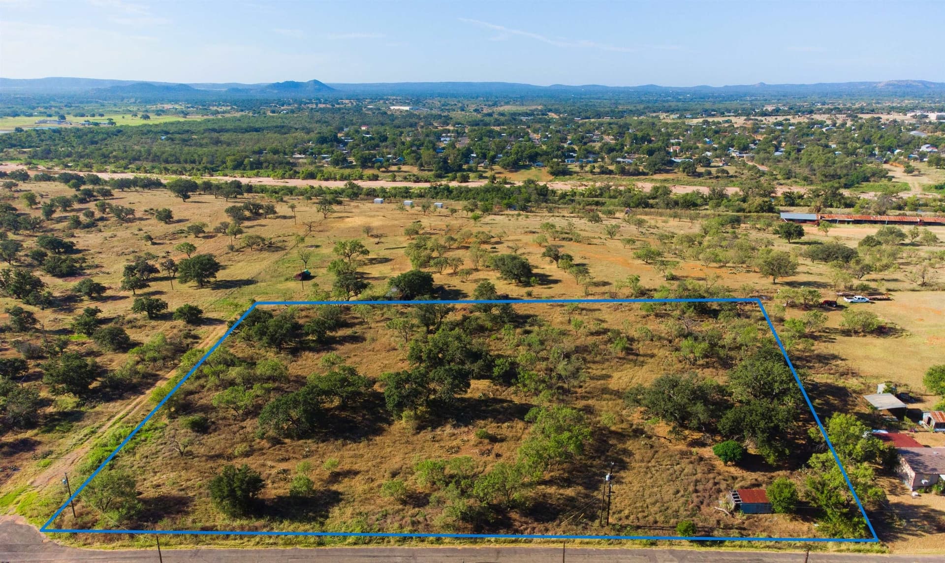 2.57 acres in Llano County gallery image 3