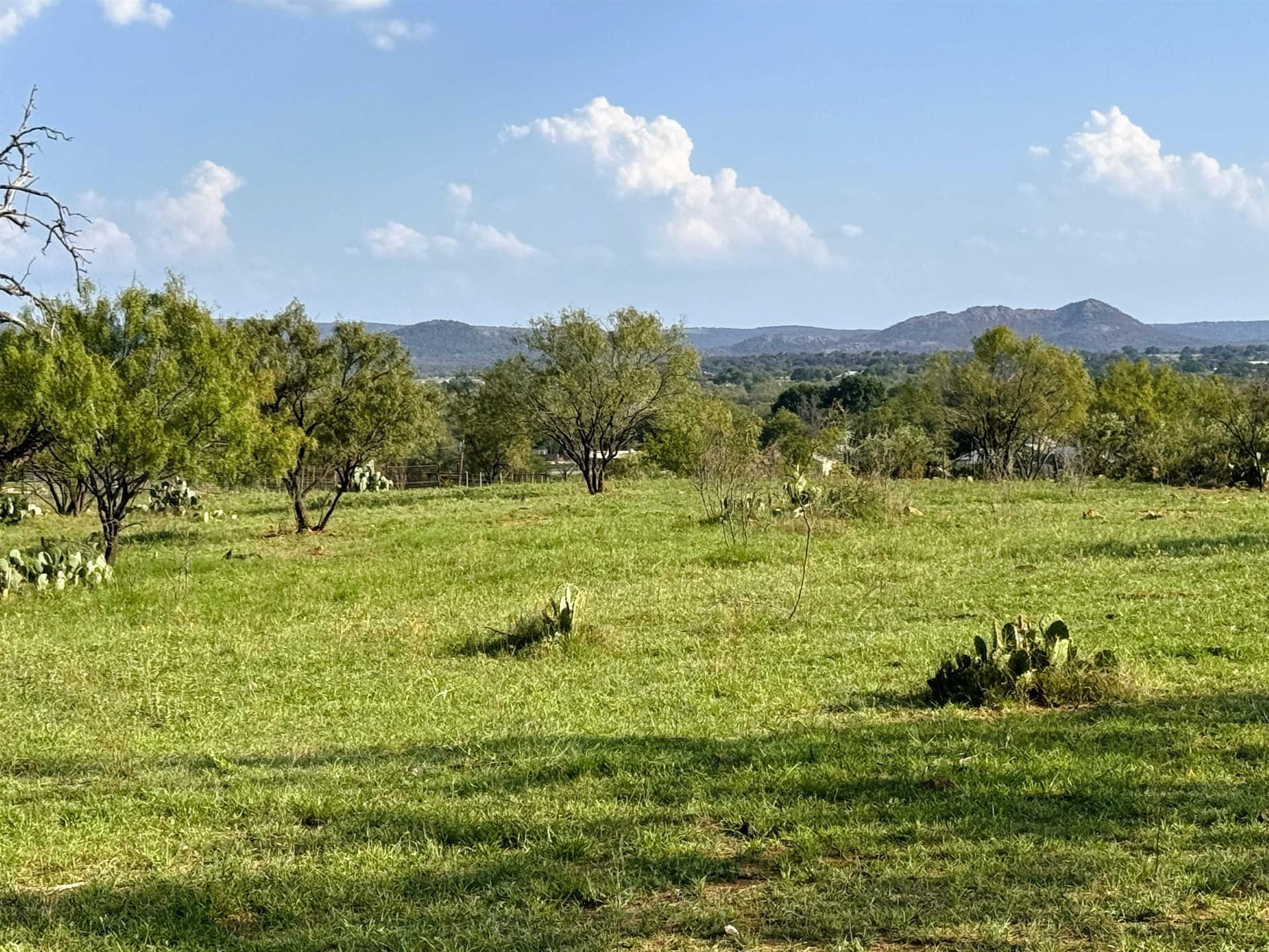 2.57 acres in Llano County