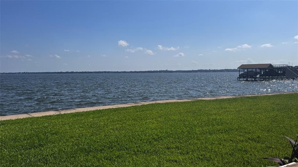 0.46 acres in Henderson County gallery image 3