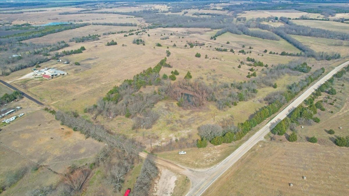 57.5 acres in Lamar County gallery image 2