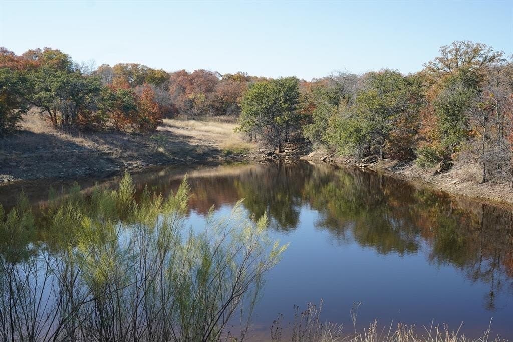 34.02 acres in Comanche County