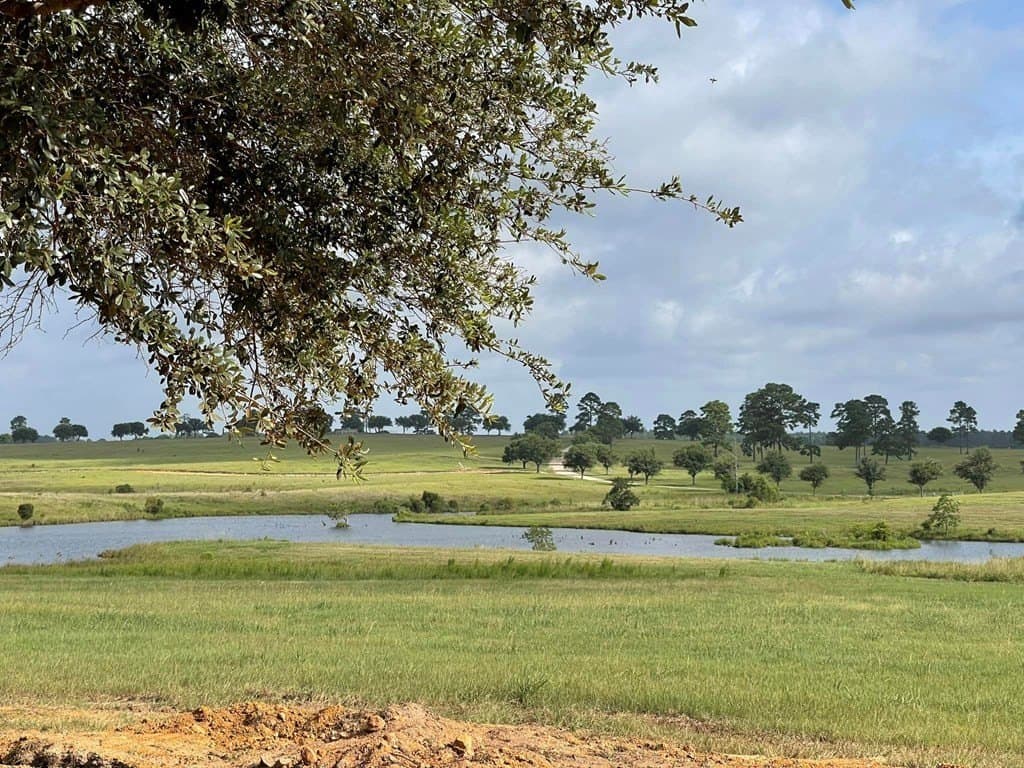 2.13 acres in Texas County - photo 4