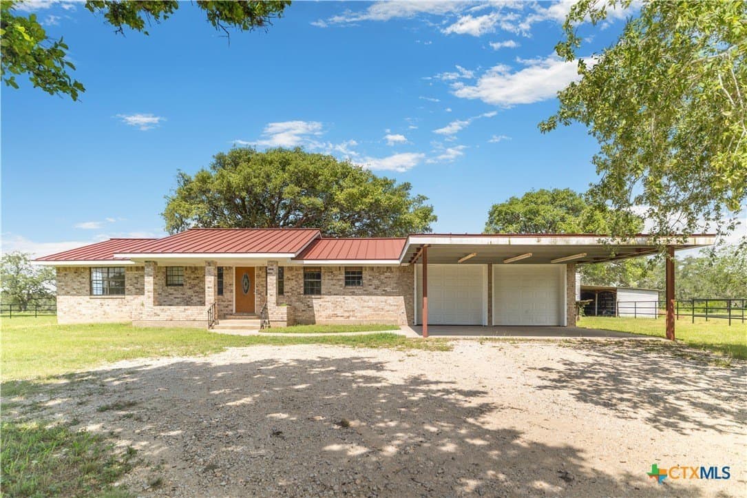 31.78 acres in Goliad County - photo 31