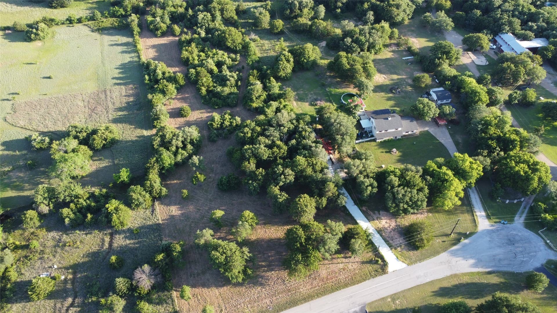 3.68 acres in Tarrant County - photo 7