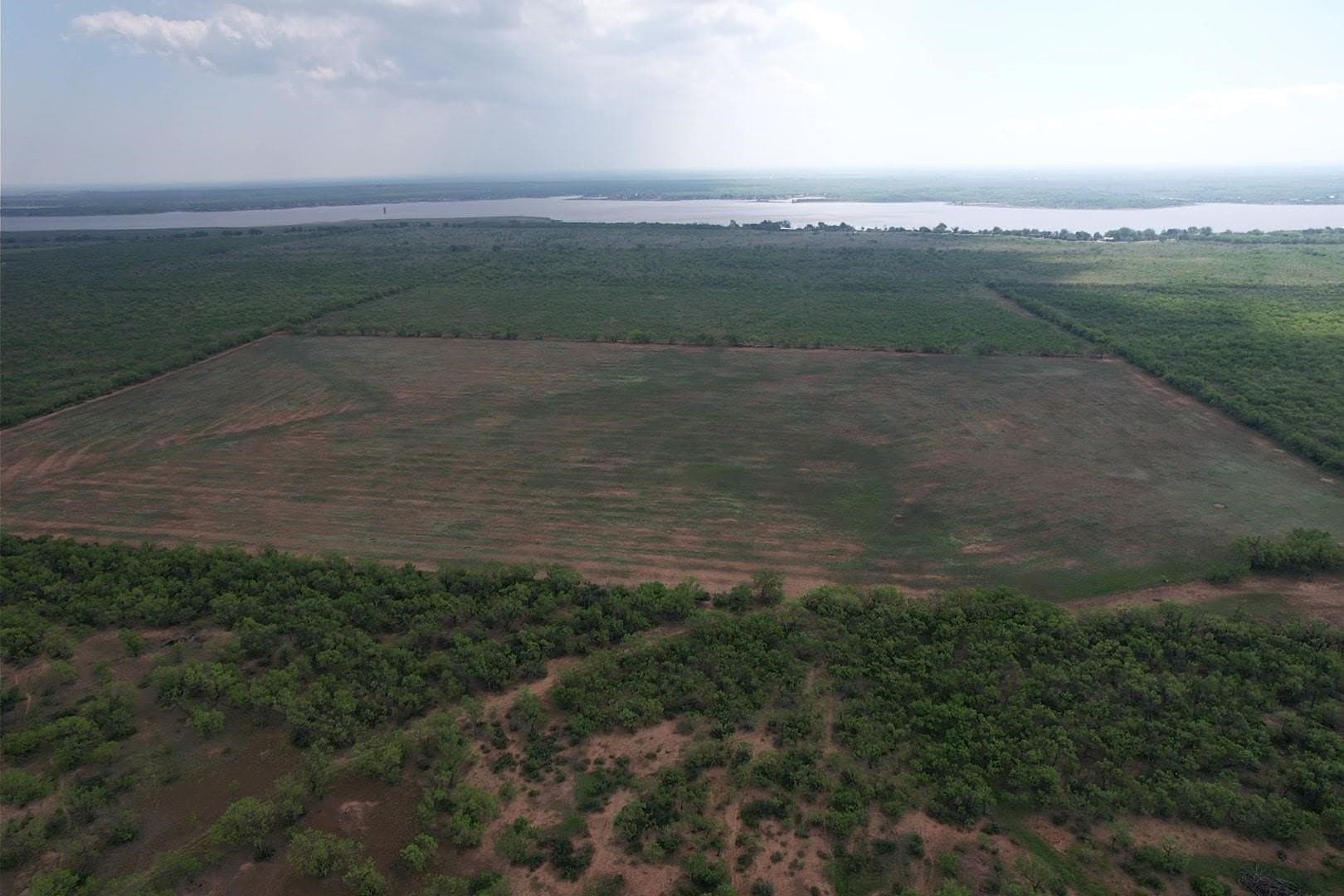 176.85 acres in Jones County - photo 14