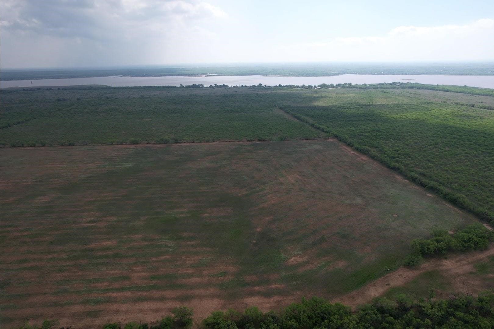176.85 acres in Jones County - photo 13