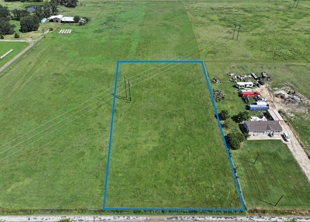2.29 acres in Kaufman County gallery image 4