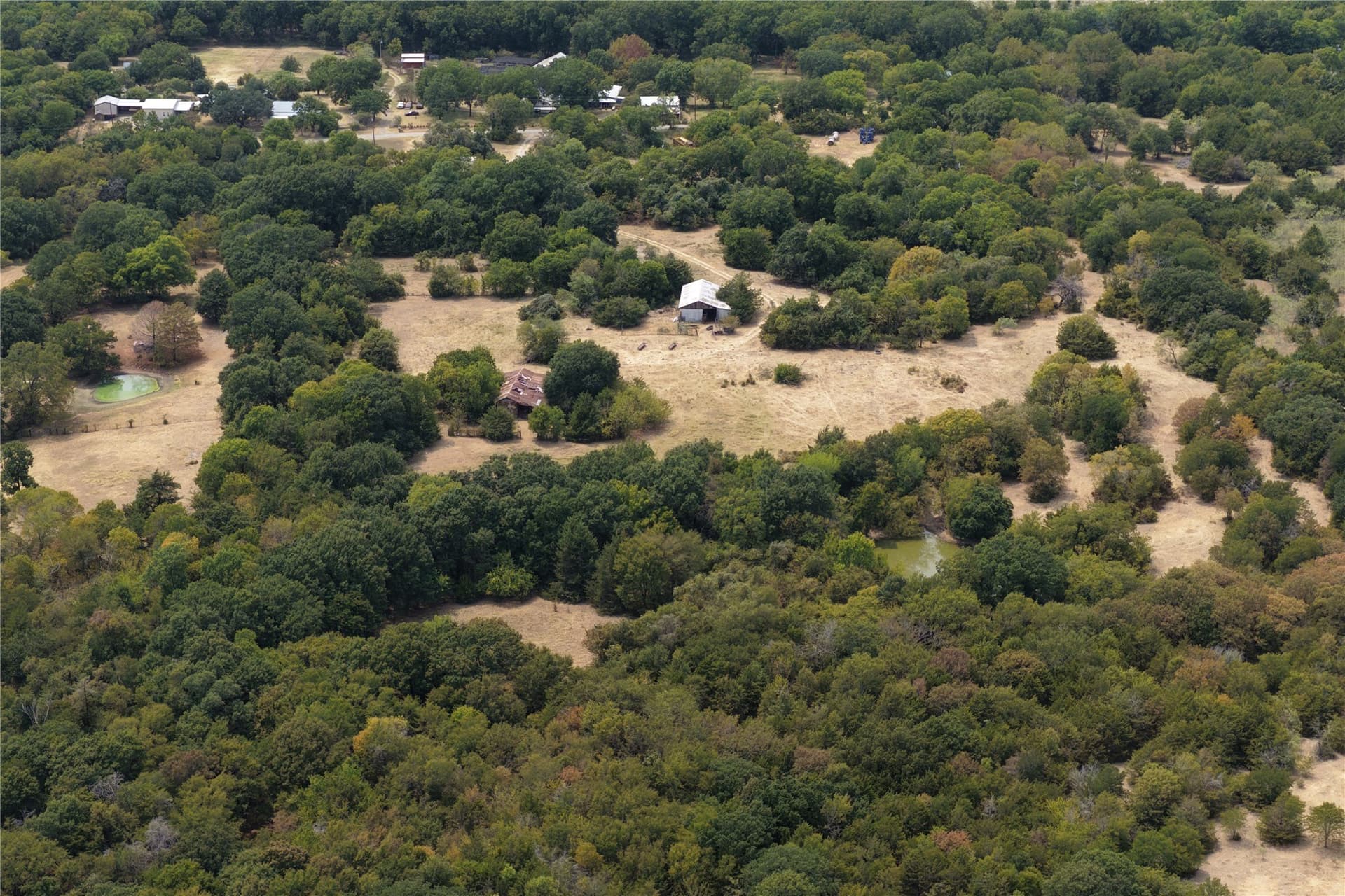 56.88 acres in Ellis County - photo 9