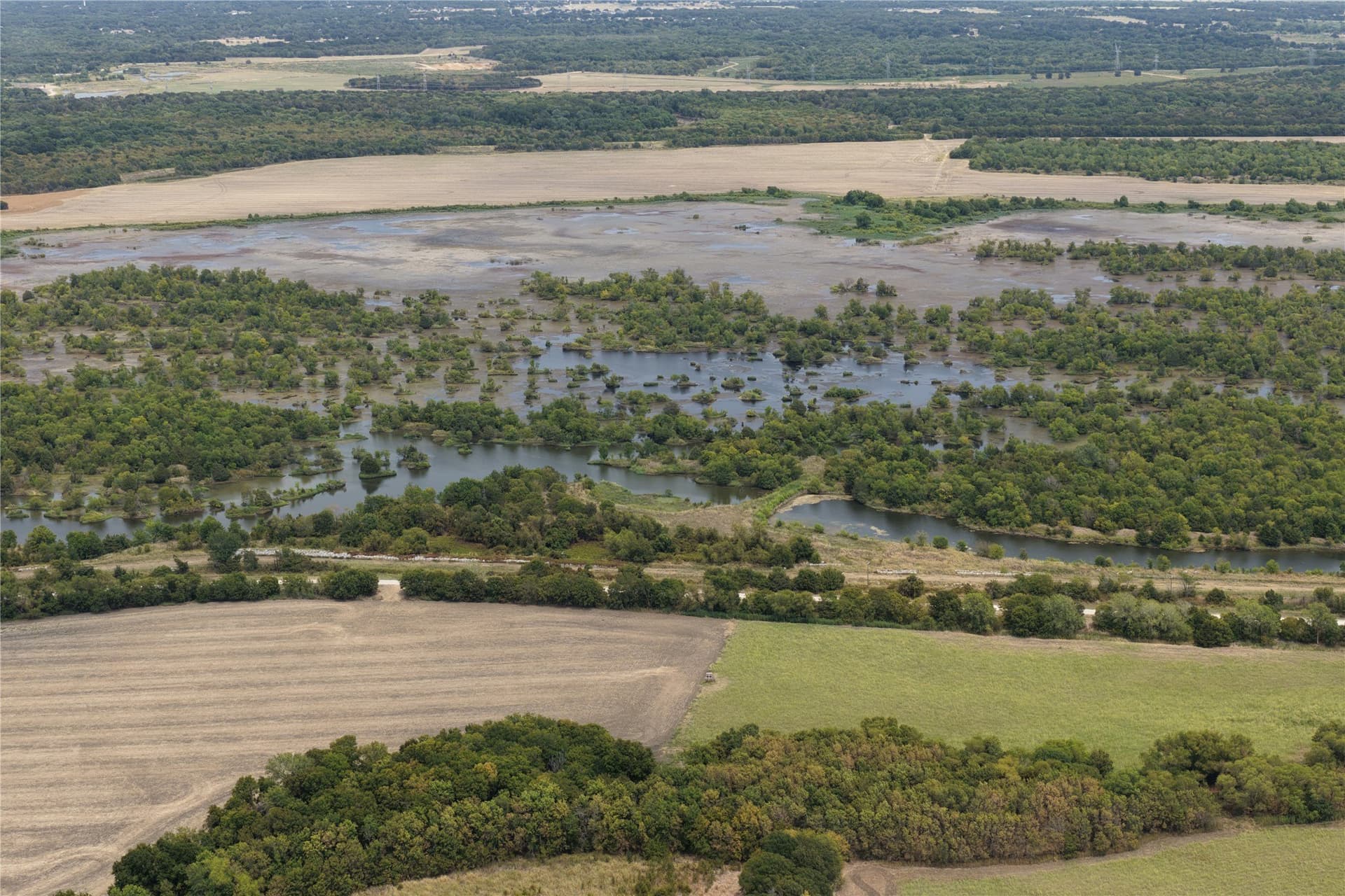 56.88 acres in Ellis County - photo 8