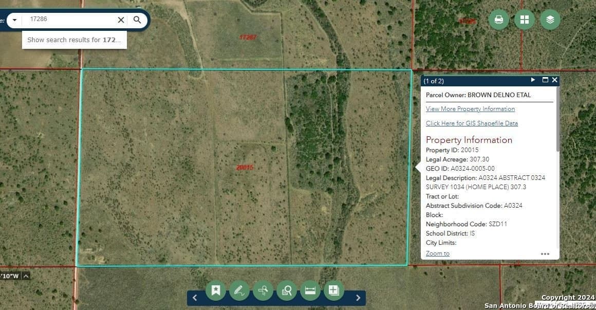 307 acres in Uvalde County