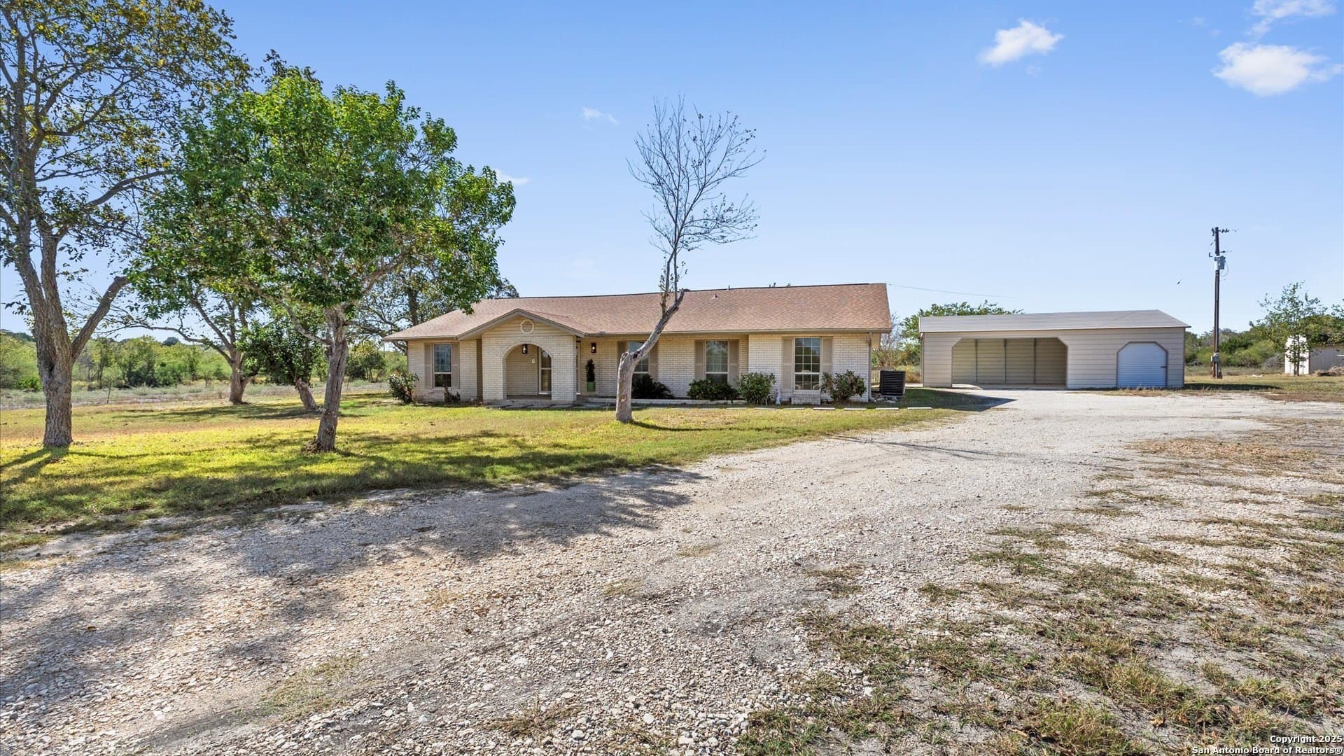 13.5 acres in Guadalupe County - photo 2