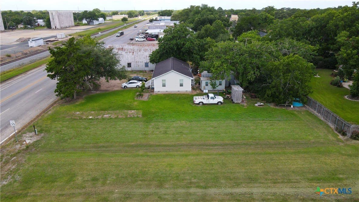 0.2 acres in Wharton County - photo 4