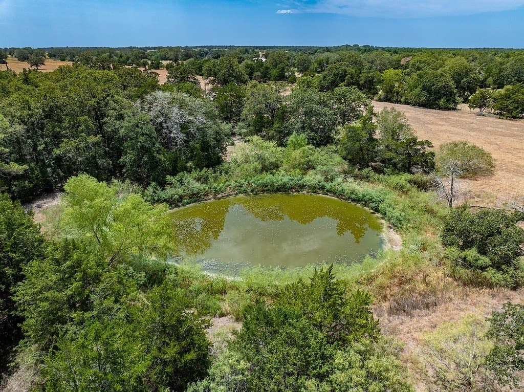 66.92 acres in Fayette County - photo 2