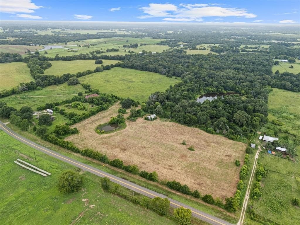 28 acres in Van Zandt County featured view