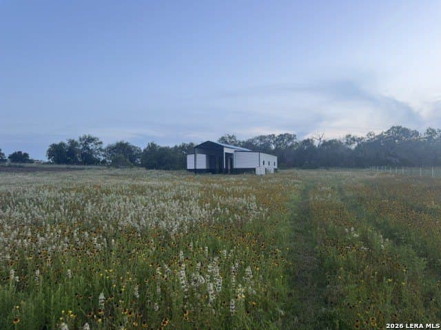 2.5 acres in Guadalupe County gallery image 3