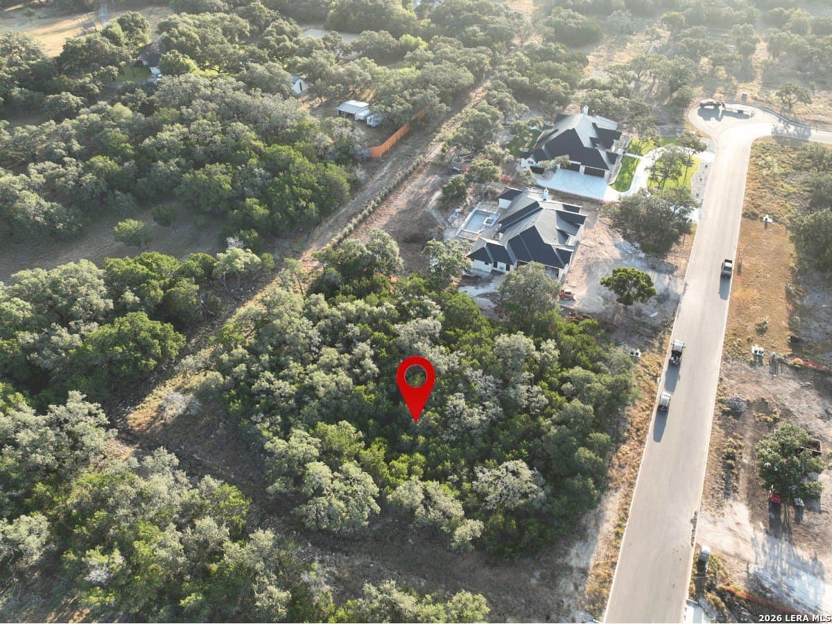 1.04 acres in Kendall County - photo 3
