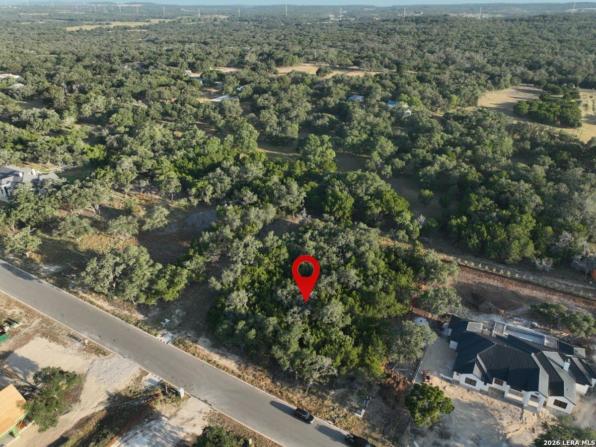 1.04 acres in Kendall County