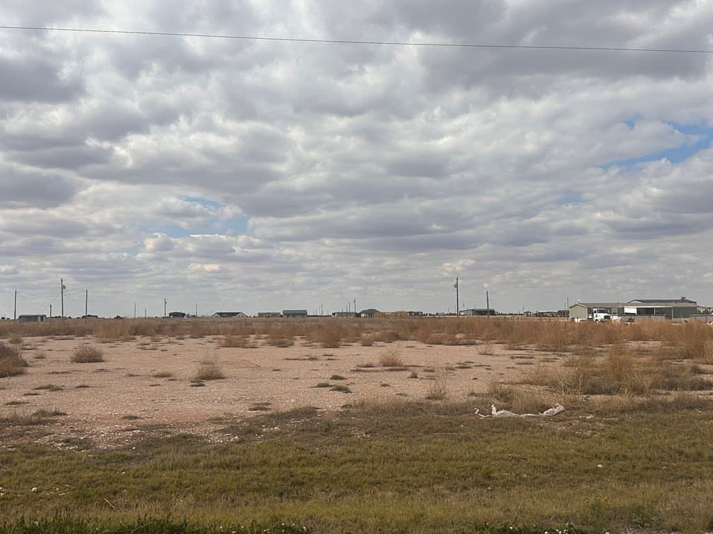 3 acres in Gaines County gallery image 4
