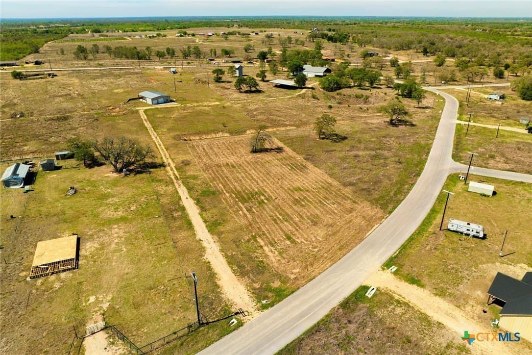 1.08 acres in Caldwell County gallery image 3
