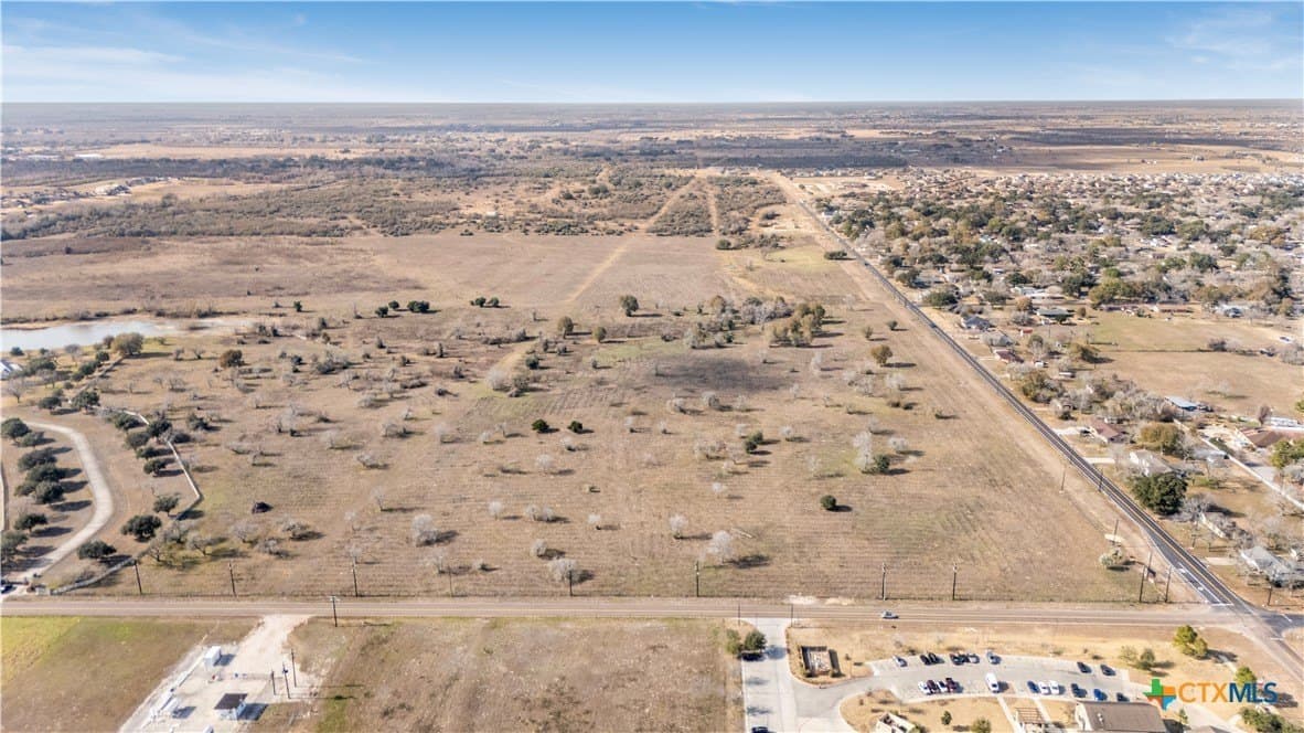 42 acres in Victoria County gallery image 4