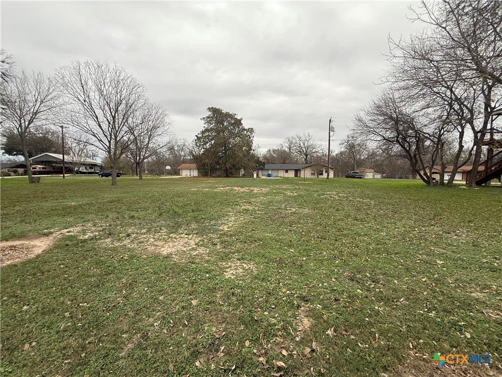 0.23 acres in Guadalupe County gallery image 4