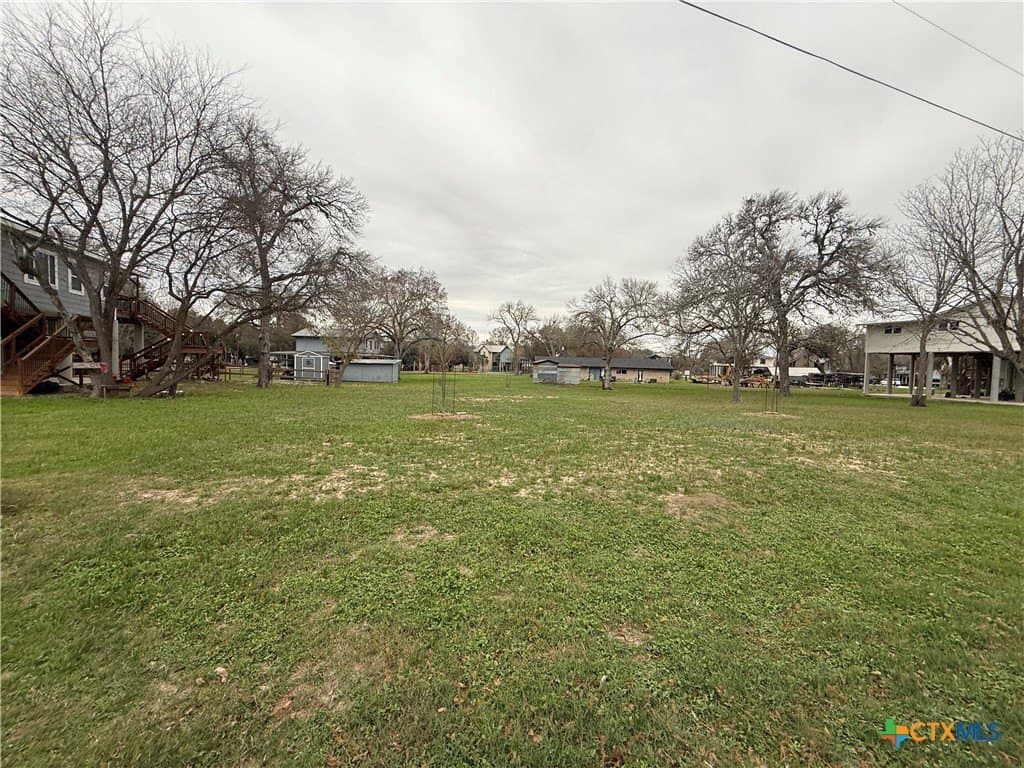 0.23 acres in Guadalupe County gallery image 2