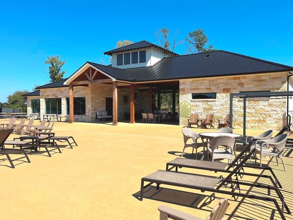 3 acres in Henderson County gallery image 4