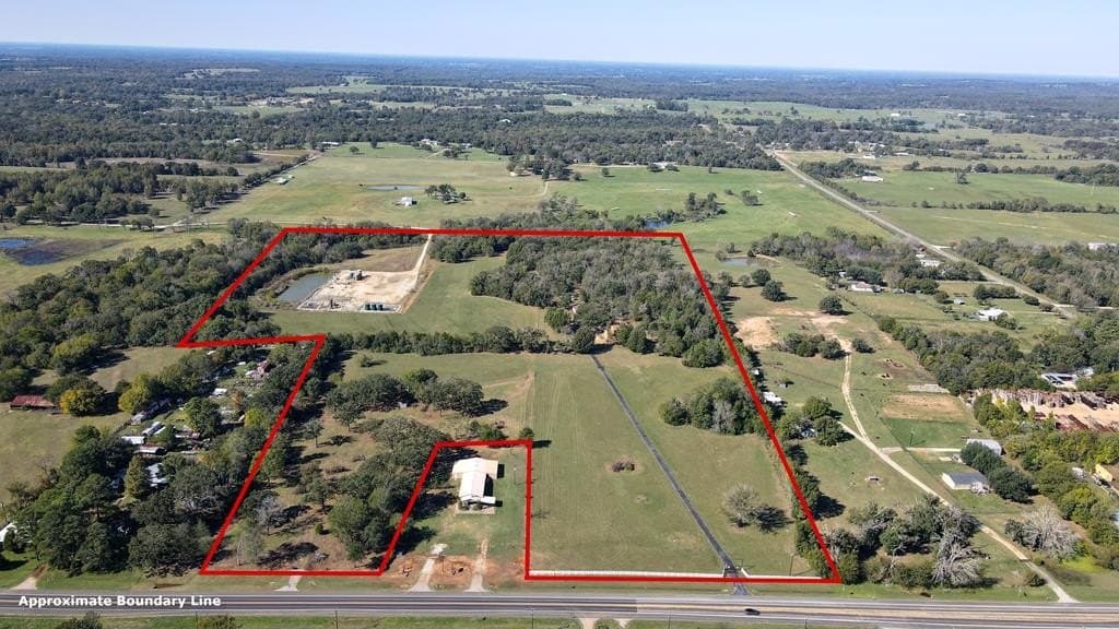 42.78 acres in Henderson County